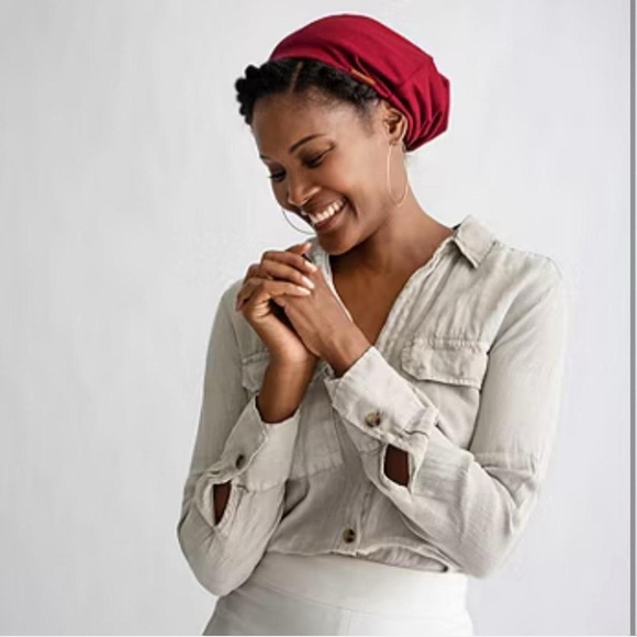 Grace Eleyae satin lined protective cap - Picture 2 of 5